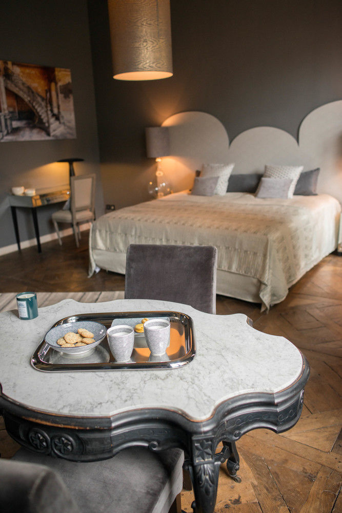 Marnie Et Mister H Bed and Breakfast Rennes Exteriör bild